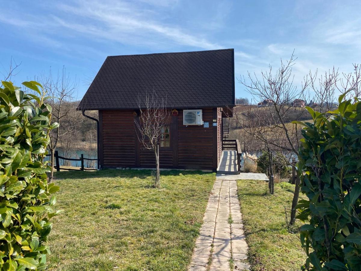 Case de vacanță House For Rent Mreznica